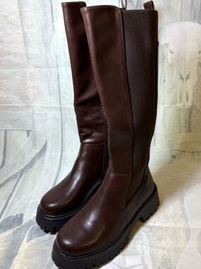 Women’s Knee High Boots Platform Stretch Lug Sole Round Dark Brown Size 7 (38)